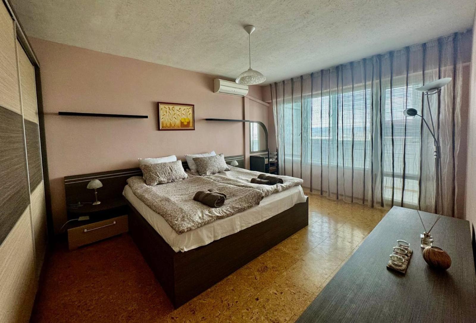 Kati Home Varna Luaran gambar